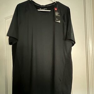 Under Armour Men's Black Short Sleeve Tee